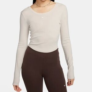 NWT Nike Sportswear Chill Knit Women's L/S Scoop Back Tight Fit Shirt Size 2X.